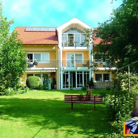 Appartementhaus Loewenzahn 3* Bad Füssing