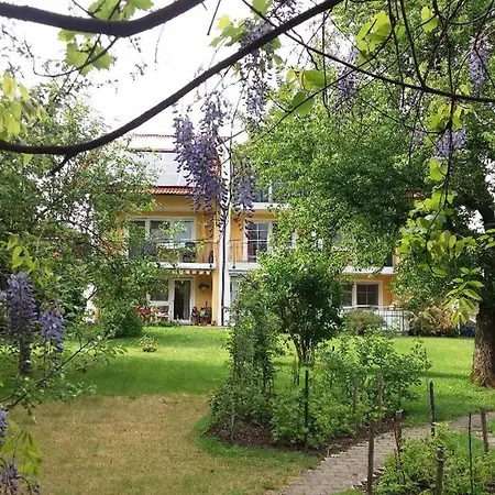 Appartementhaus Loewenzahn *